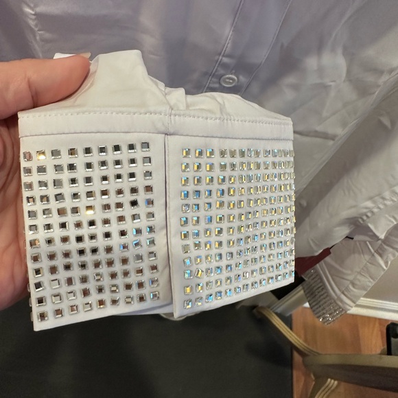 CARBON38
RHINESTONE OVERSIZED BUTTON UP SHIRT - Picture 7 of 9